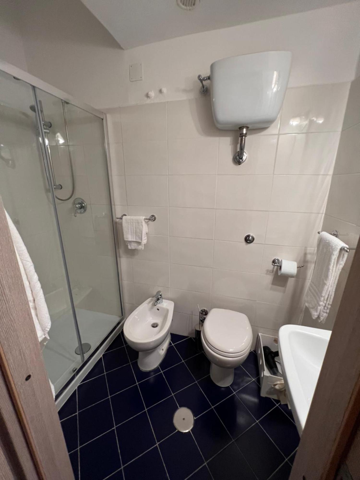 Guest House Biondi Cavour Ρώμη Εξωτερικό φωτογραφία